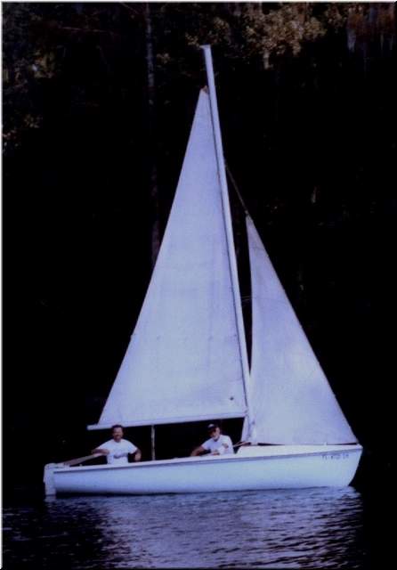 W17undersail01.jpg