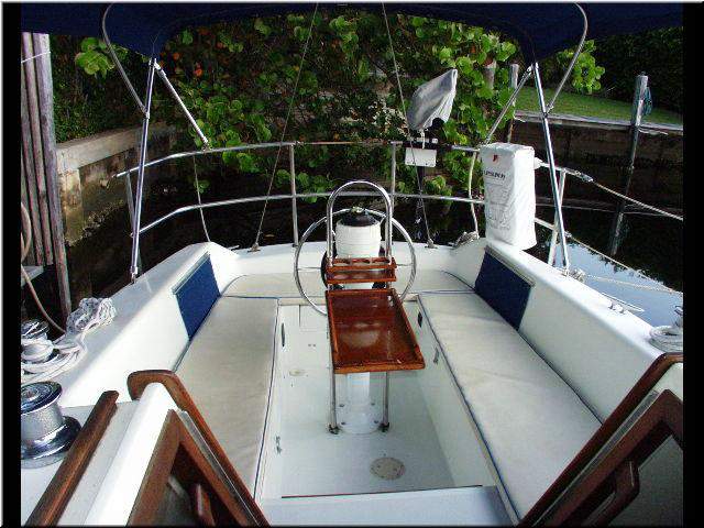 W29Cockpit.jpg